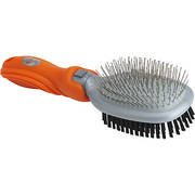 2-en-1, brosse une face à fibres nylon et l'autre à picots, pour un pansage de finition rapide et efficace. Manche ergonomique et tête amovible avec fibres nylon 24 mm et picots ronds 24 mm en acier inoxydable. 