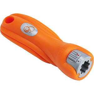 Manche ergonomique antidérapant avec support multi angles et verrou de sécurité. Compatible avec les têtes interchangeables de la collection C.S.O.