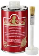 Produit 100% naturel élaboré à partir de graisse animale, d'huiles végétales, de feuilles de laurier fraîches qui libèrent leurs substances après macération.
Pot de 500 ml
