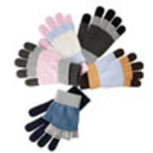 Astucieux, les gants-mitaines deux-en-un ! Utilisables seuls ou superposés pour plus de chaleur et un look fun. 95% acrylique, 5% élasthanne. 