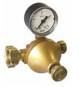 Détendeur HP réglable 0 à 3 bar avec manomètre
Détendeur pour utilisation d'un radiant sur bouteille de gaz
Débit : 6 kg/heure
Entrée : Ecrou bouteille
Sortie : Mâle 20 x 150