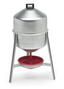 Abreuvoir pour volailles
Cuve en plastique résistant
Remplissage facile par le bouchon supérieur
Très bien conçu pour maintenir l'eau toujours propre
Grande autonomie
