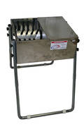 Plumeuse en inox, 1 tambour spécial cailles de 24 doigts
Pour plumage après trempage
Moteur de la plumeuse : 0,25 kW monophasé
Capacité de la plumeuse:30/40 cailles par heure.
Dimensions de la plumeuse:55 x 44 x 83 cm
Poids de la plumeuse:19 Kg