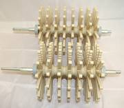 JEU DE DOIGTS POUR PLUMEUSE CANARDS
Composé de 2 rouleaux de doigts pour canards montés sur un axe
