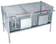 Clapier FARMLINE pour Lapins 100x50x60 cm
Livré avec Mangeoire 4 Compartiments et 2 Abreuvoirs Porte Bouteille Plastique
Clapier Superposable à l'aide de la référence M 15 01 2101
Fourni sans nid
